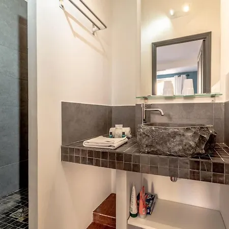Apartment Comfortable Near St-tropez Port *