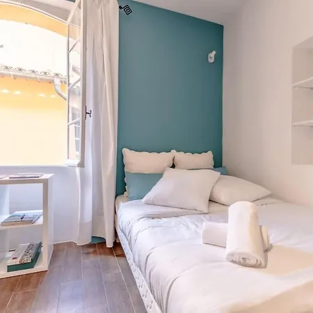 Le Portalet L Near The Port L Shellter Lejlighed Saint-Tropez